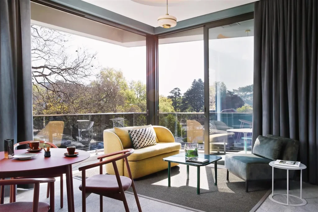Rosebank — The Home Suite