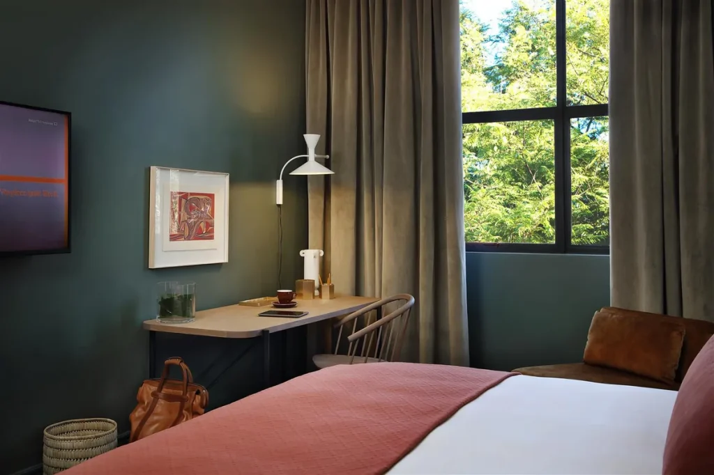 Rosebank — The Home Suite