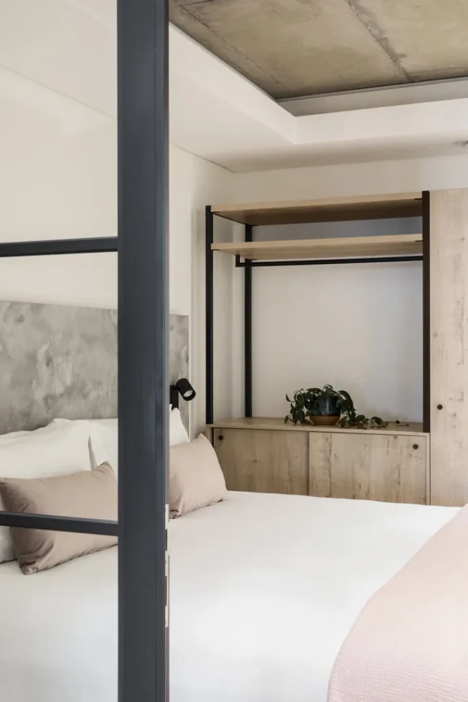 Station House — The Home Deluxe