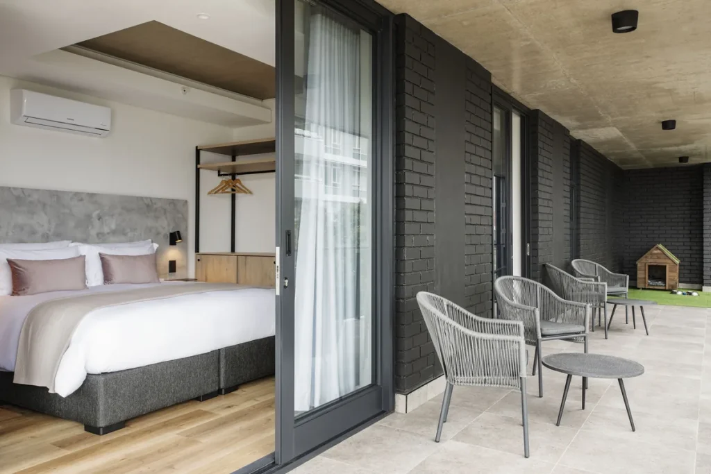 Station House — The Home Ultra Pooch Pad